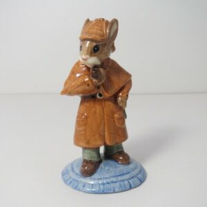 DB193 Detective Bunnykins