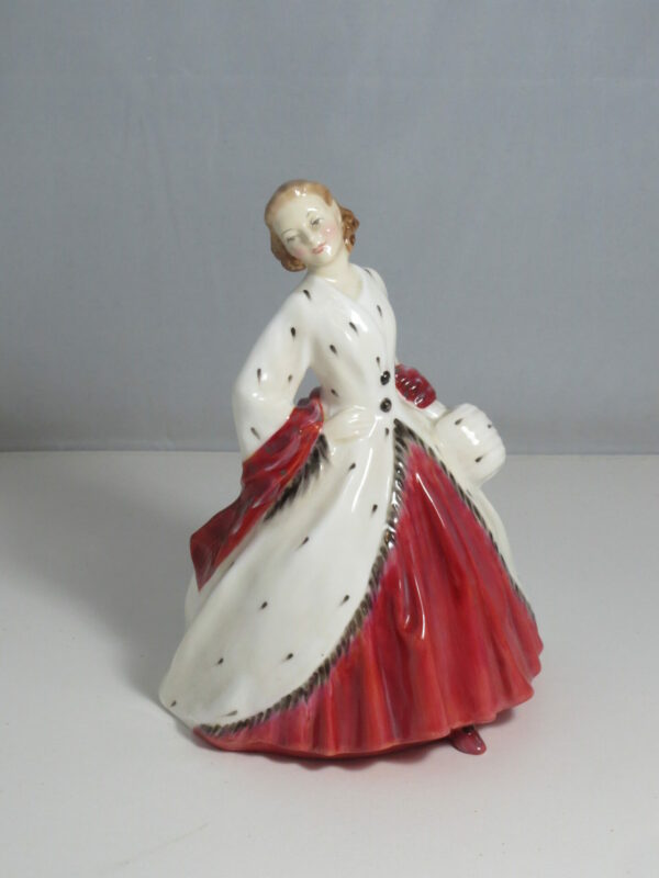 HN1981 The Ermine Coat