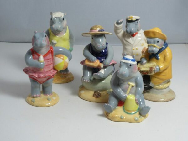 #2975 Hippos on Holiday!