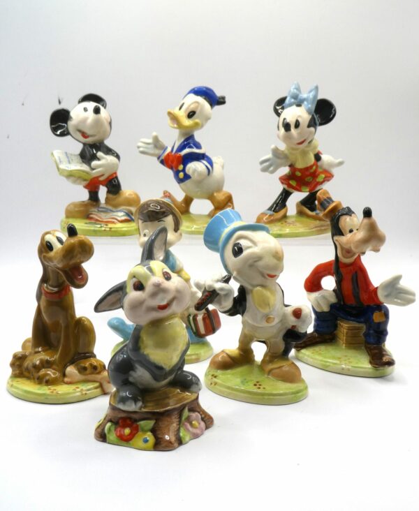 #3037 EXTREMELY RARE FULL SET OF BESWICK DISNEY CHARACTERS