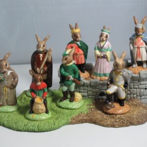 Full Set Robin Hood Bunnykins including Base