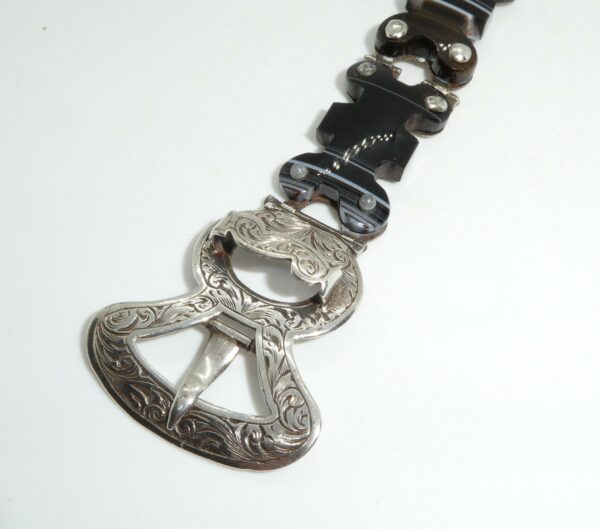 #3336 ANTIQUE VICTORIAN SILVER SCOTTISH AGATE BELT & BUCKLE BRACELET (Approx 1870s) - Image 4