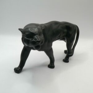 #3682 Beswick Black Tigress (rare)