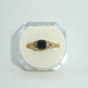 #2857 9ct Yellow Gold Blue/Black Sapphire Ring
