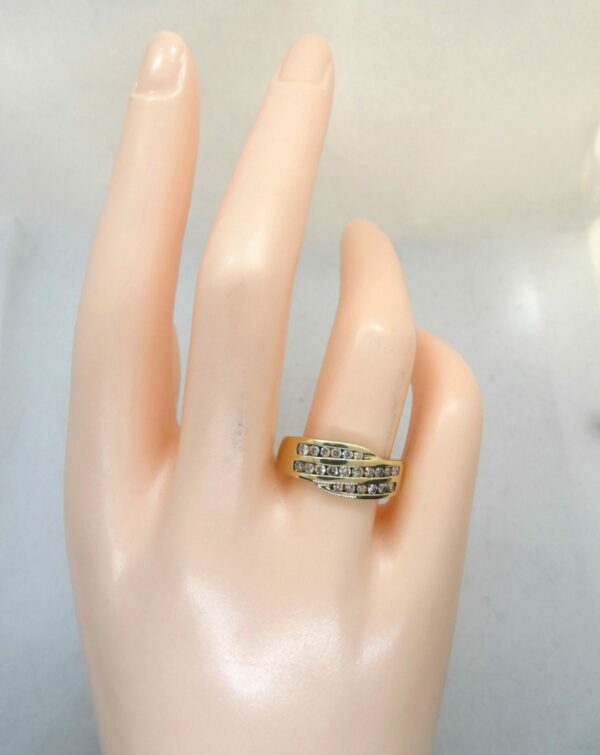 #3820 9ct Yellow Gold Diamond Ring