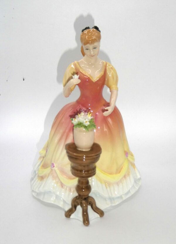 HN3380 Royal Doulton "Sarah"