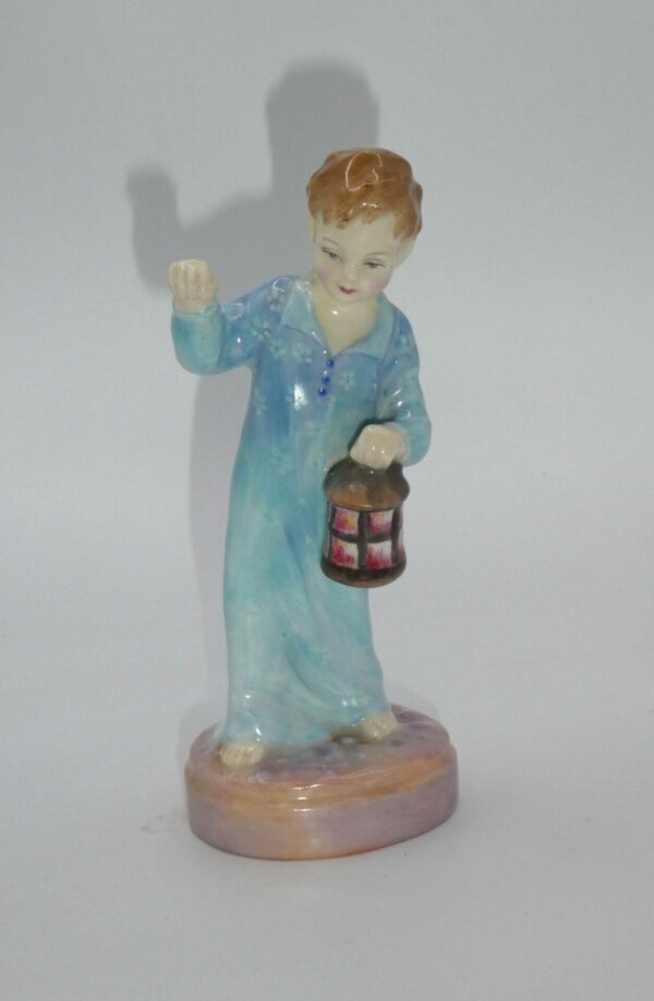 HN2050 Royal Doulton "Wee Willie Winkie"