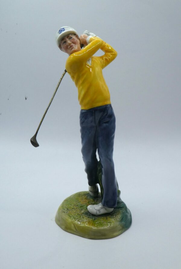 HN3276 Royal Doulton "Teeing Off"
