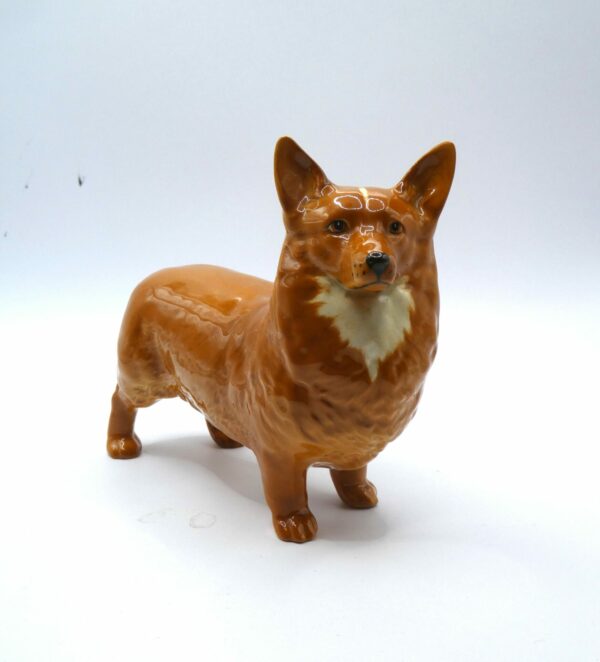 #3881 Beswick Large Corgi