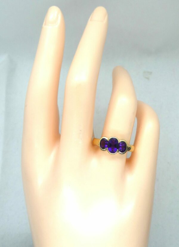 #3767 9ct Yellow Gold African Amethyst Ring - Image 2