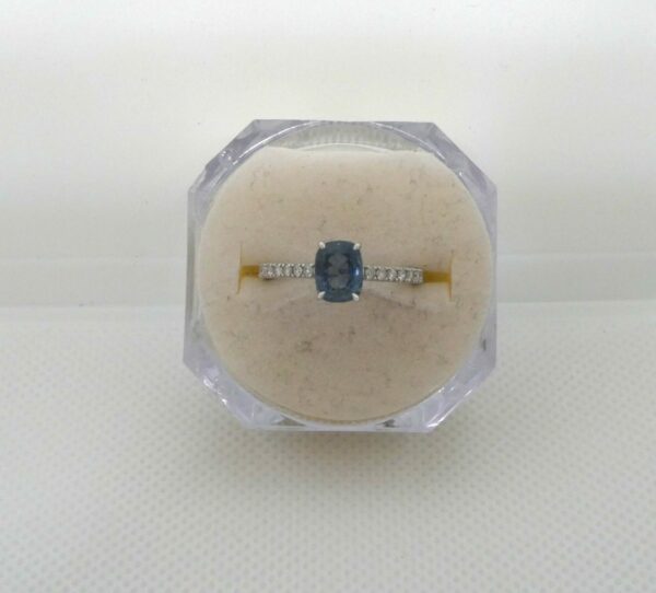 #3903 14ct White Gold Untreated Ceylon Sapphire & Diamond Ring (Value: $7,690.00)