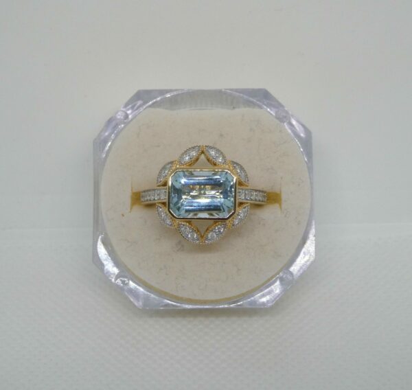 #3904 14ct Yellow/White Gold Aquamarine & Diamond Ring (Value: $12,590.00)