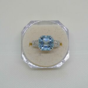 #3905 14ct White Gold Aquamarine & Diamond Ring (Value: $12,790.00)
