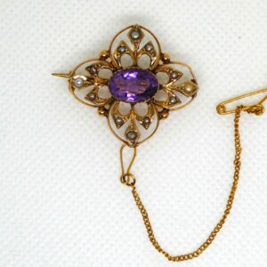 #3770 Antique Victorian 9ct Yellow Gold Amethyst & Seed Pearl Brooch