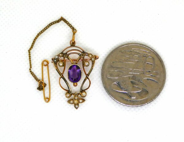 #3736 Antique Edwardian 9ct Yellow Gold Amethyst & Seed Pearl Brooch - Image 2
