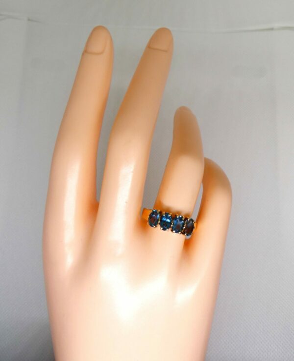 #3916 9ct Yellow Gold London Blue Topaz Ring - Image 2