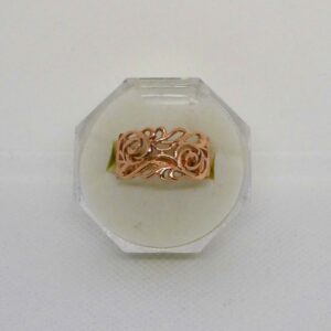 #3550 Vintage 9ct Rose Gold Filigree Ring