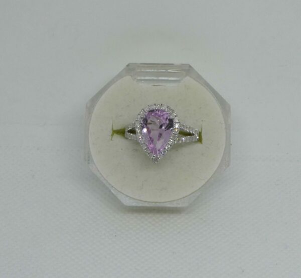 #3983 14ct White Gold Kunzite & Diamond Ring (Value: $10,250.00)