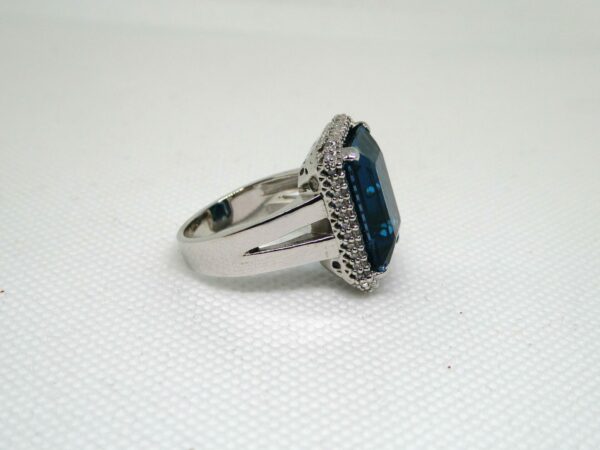 #3988 9ct White Gold London Blue Topaz & Diamond Ring (Value: $12,870.00) - Image 3