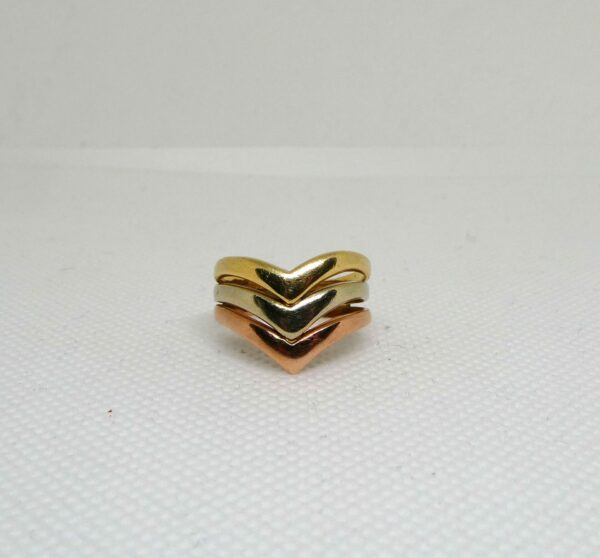#3998 9ct Yellow, Rose & White Gold Chevron Ring