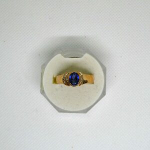 #3155 Vintage Unisex 9ct Yellow Gold Sapphire & Diamond Ring (Value: $3,740.00)