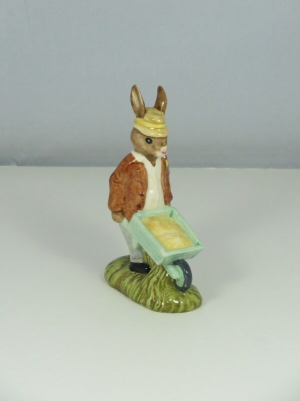 DB156  Gardener Bunnykins