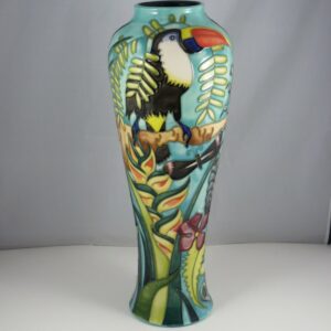 Jaraqui Toucan Vase