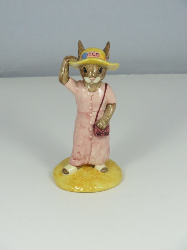 DB215 Sightseer Bunnykins